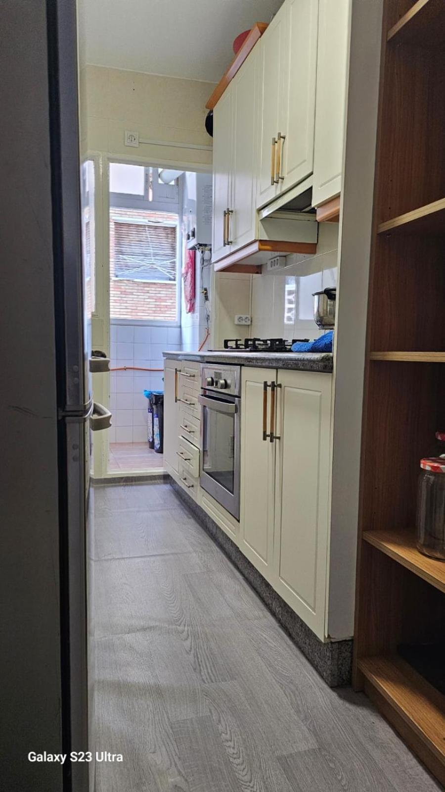 Habitacion Privada Centro Malaga Cerca Tren Maria Zambrano Y Playa Muy Buena Conexion Wifi Ruang foto
