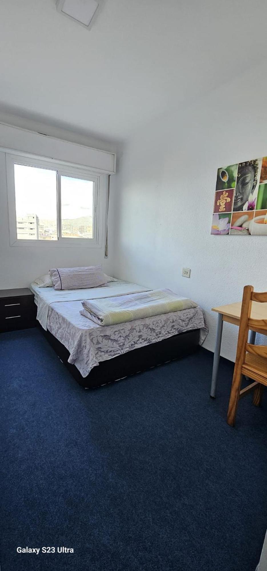 Habitacion Privada Centro Malaga Cerca Tren Maria Zambrano Y Playa Muy Buena Conexion Wifi Ruang foto